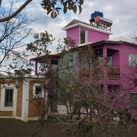 Flat Da Pousada Avalon Alto Paraiso de Goias Exterior photo